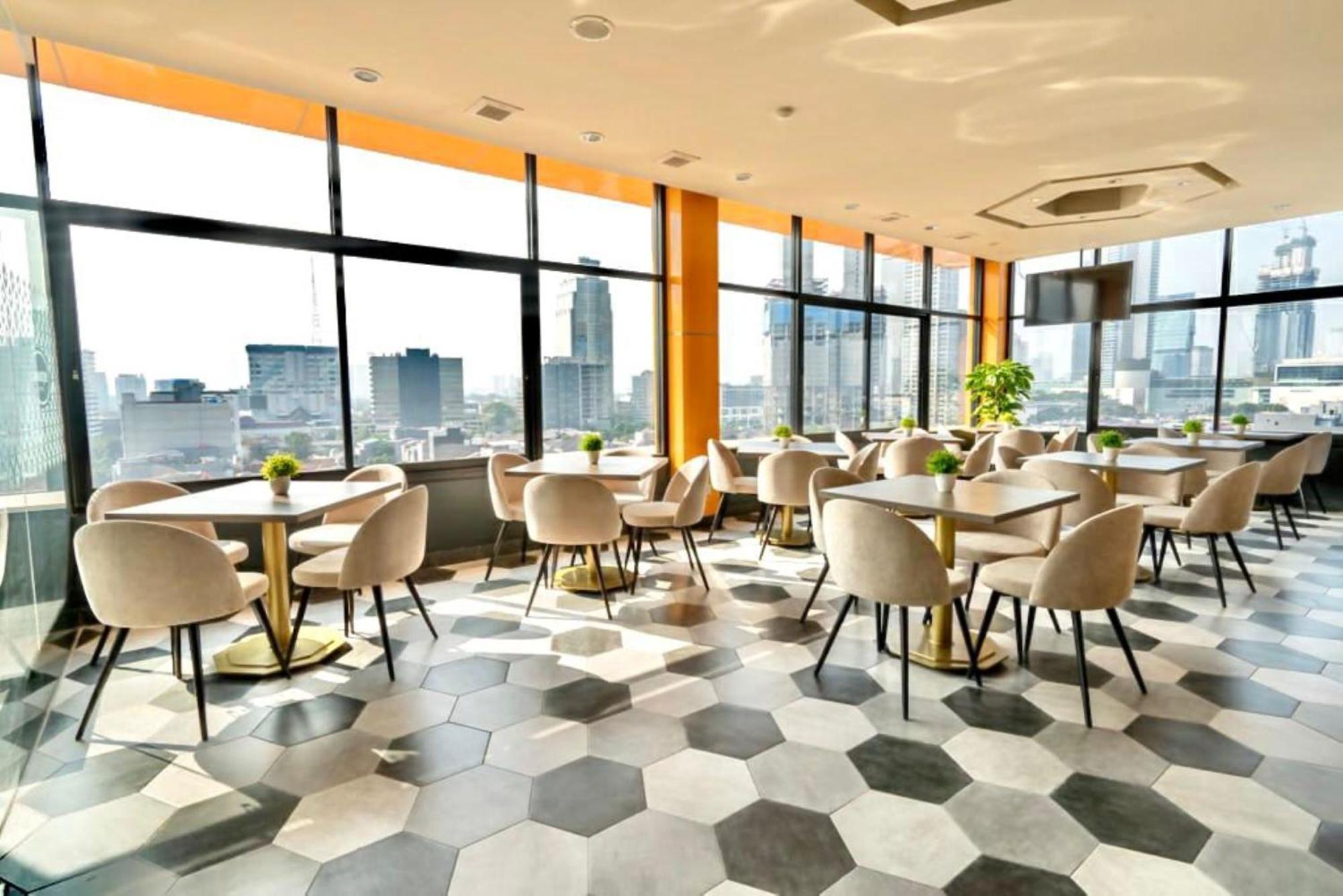 Arthama Tanah Abang Jakarta Exterior foto